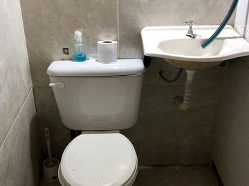 VENTA LOCAL SOBRE AV. CORDOBA 821