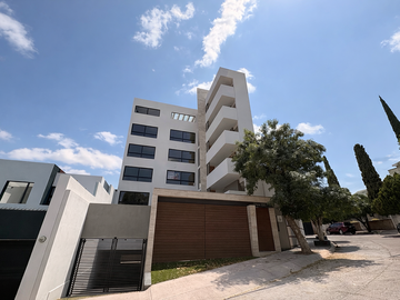 ESPECTACULAR DEPARTAMENTO EN LOMAS 3RA - $5.7 MDP