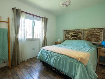 LOTE 600 M2 - VENTA CASA 4 AMB C/ PARQUE y PISCINA