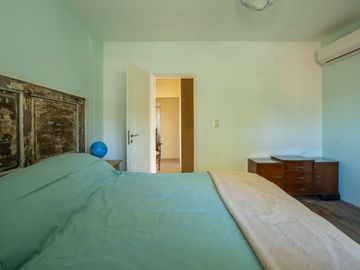 LOTE 600 M2 - VENTA CASA 4 AMB C/ PARQUE y PISCINA