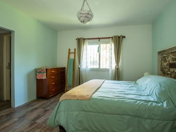 LOTE 600 M2 - VENTA CASA 4 AMB C/ PARQUE y PISCINA