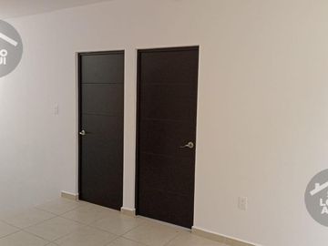 CASA EN RENTA EN VIÑA REAL AL NORTE A UN PASO DE LA CLINICA 3