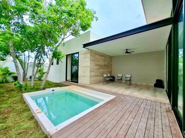 Casa en Venta en Privada Tamara, Mérida – Zona Country Club