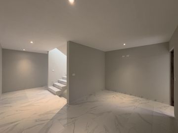 CASA EN VENTA EN GRAN PEÑON