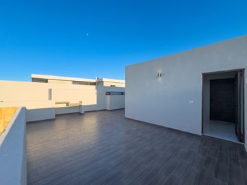 CASA EN VENTA EN GRAN PEÑON
