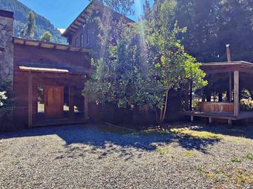 Casa en Venta en Pucón – Amplia y cómoda – 6698 m2