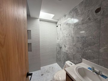 Casa en venta en el Norte de Ambato