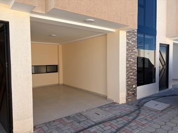 Casa en venta en el Norte de Ambato