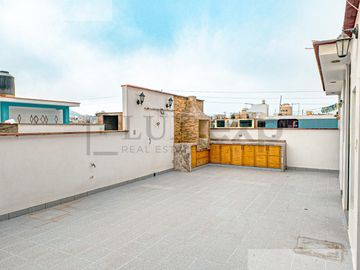 Casa en Urb. Los Cedros de Villa - Chorrillos