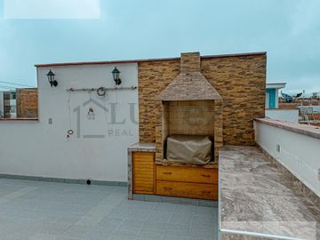 Casa en Urb. Los Cedros de Villa - Chorrillos