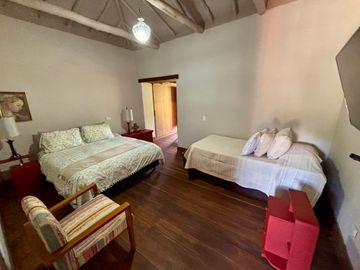 Casa Campestre en la ceja en unidad cerrada.