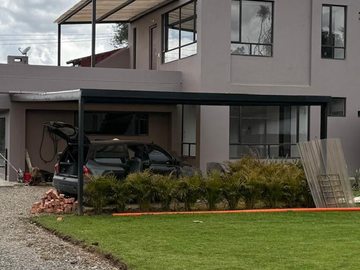 Casa en venta de 4 hab. en Guaymaral, Bogotá