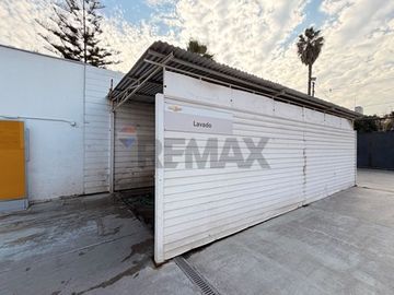 Exclusiva propiedad comercial en venta