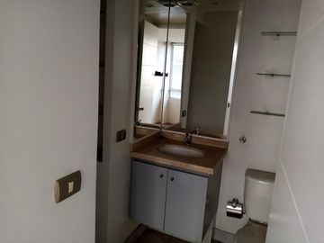 Excelente Depto Estudio cercano a Metro