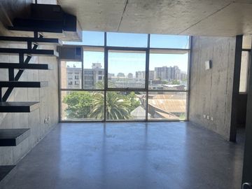 Loft frente Plaza Brasil