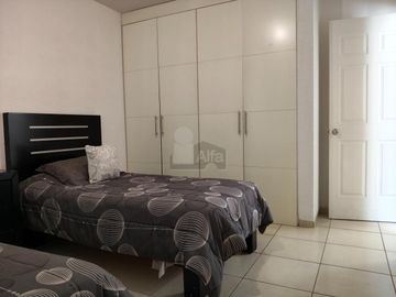 Casa en Renta amueblada en Privada Fraylea, Villa de Pozos
