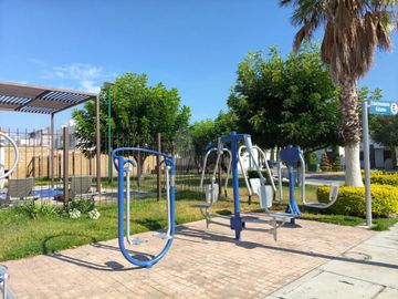 Casa en Renta amueblada en Privada Fraylea, Villa de Pozos