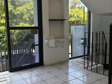 Edificio en renta en Vista Alegre, Querétaro, Querétaro