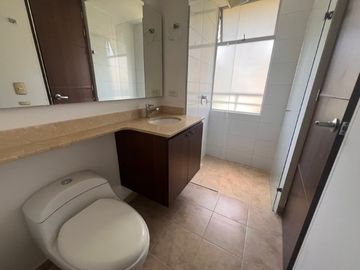 APARTAMENTO EN ARRIENDO UBICADO EN EL POBLADO SECTOR LOMA DEL INDIO