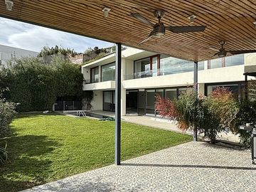 DPTO DUPLEX CON JARDÍN Y PISCINA PROPIA/ C.DEL YUNQUE