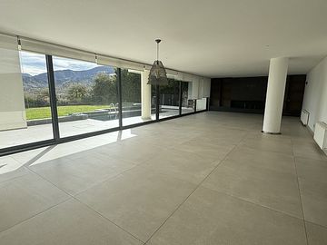DPTO DUPLEX CON JARDÍN Y PISCINA PROPIA/ C.DEL YUNQUE