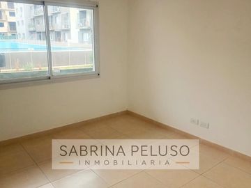 Alquiler Departamento 2 amb. con cochera Complejo Solares- Moreno