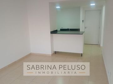 Alquiler Departamento 2 amb. con cochera Complejo Solares- Moreno