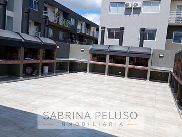 Alquiler Departamento 2 amb. con cochera Complejo Solares- Moreno