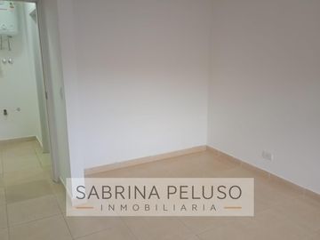 Alquiler Departamento 2 amb. con cochera Complejo Solares- Moreno