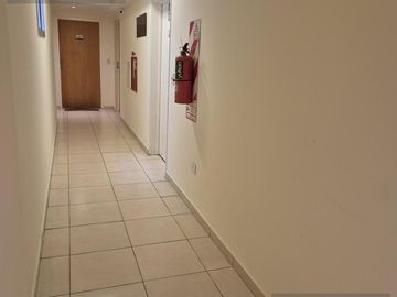 Departamento monoambiente amplio con balcon