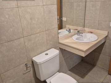 Departamento monoambiente amplio con balcon
