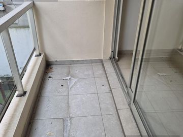 Departamento monoambiente amplio con balcon