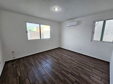 Casa en Venta en Altabrisa Privada Quinta Real