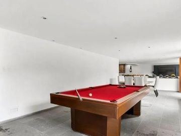CASA ESPECTACULAR CON ESPACIO PARA DESARROLLAR DEPARTAMENTOS