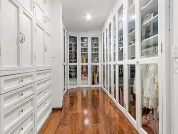 CASA ESPECTACULAR CON ESPACIO PARA DESARROLLAR DEPARTAMENTOS