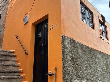 CASA EN VENTA EN EL CENTRO