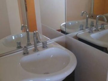 Casa en venta de 3 dormitorios con cochera