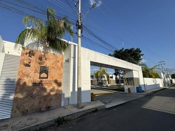 CASA EN VENTA MERIDA, PRIVADA SANTA GERTRUDIS COPO, ENTREGA INMEDIATA.
