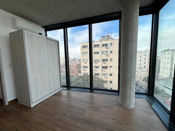 Alquiler departamento 3 ambientes en Icon Boulevard Caseros, San Telmo