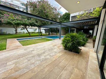 Casa de lujo en venta| una planta| 5 recámaras| Montebello, Mérida, Yucatán
