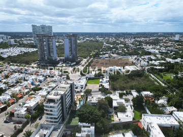 Casa de lujo en venta| una planta| 5 recámaras| Montebello, Mérida, Yucatán