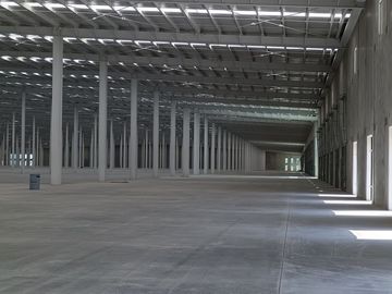 NAVE INDUSTRIAL EN RENTA - ZONA AEROPUERTO, QUERÉTARO