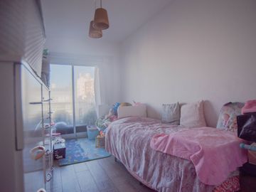 Venta de impecable 3 Ambientes con Vista Abierta y 2 Cocheras en Flores/Caballito!