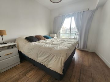 Venta de impecable 3 Ambientes con Vista Abierta y 2 Cocheras en Flores/Caballito!