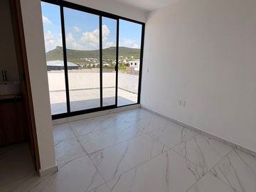 Casa en capital Sur con precio increíble