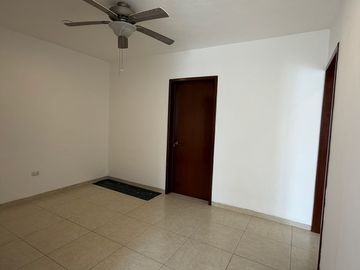 Casa(40) en Venta en Privada Cocoyoles en Santa Gertrudis Copó