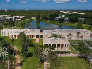Casa en Venta en Privada Ravenna, Cabo Norte