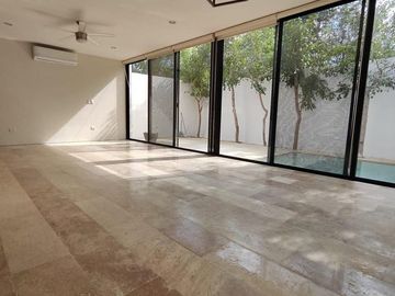 Casa en Venta en Návita Residencial, Sta. Gertrudis Copó
