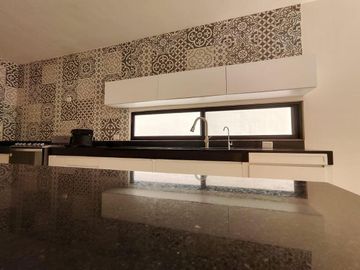Casa en Venta en Návita Residencial, Sta. Gertrudis Copó