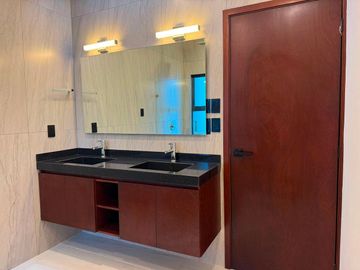 Casa en venta en Veracruz con jardin Fracc. Lomas del Dorado en Boca del Río.